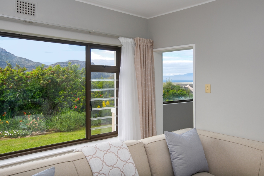 2 Bedroom Property for Sale in Fish Hoek Western Cape